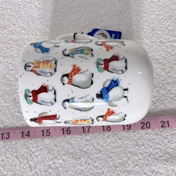 SOLD-Harvest Green Studio Designed In England Large Penguin Print Mug Coffee Cup - Picture 10 of 10